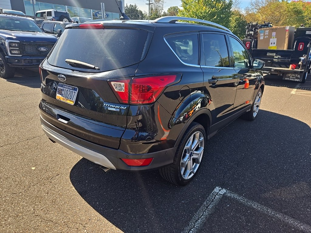 Certified 2019 Ford Escape Titanium AWD/4WD image 5
