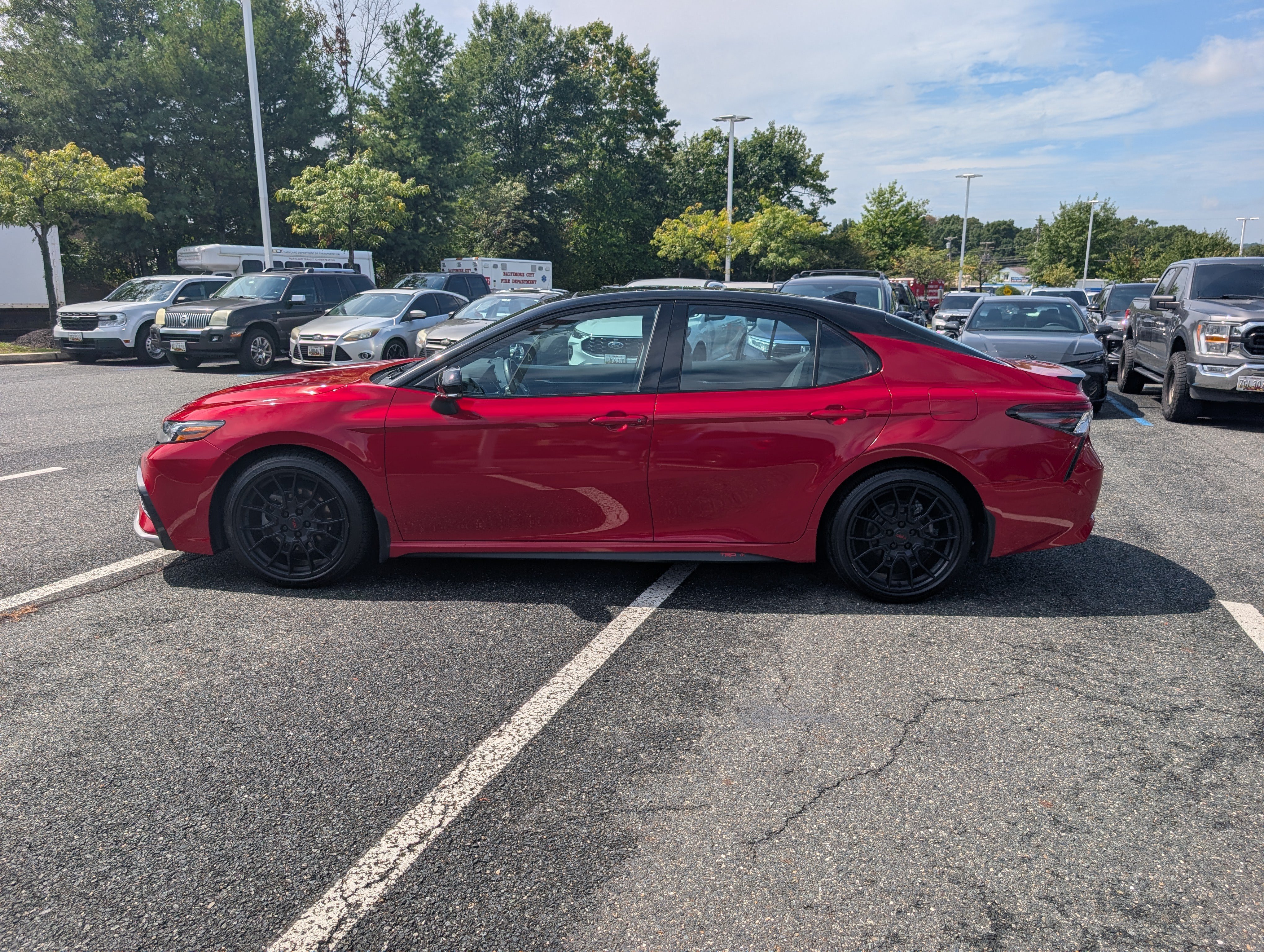 Used 2021 Toyota Camry XSE w/ TRD Appearance Package (TMS) FWD image 6