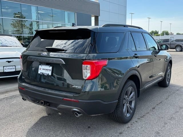 Certified 2023 Ford Explorer XLT w/ Equipment Group 202A AWD/4WD image 35