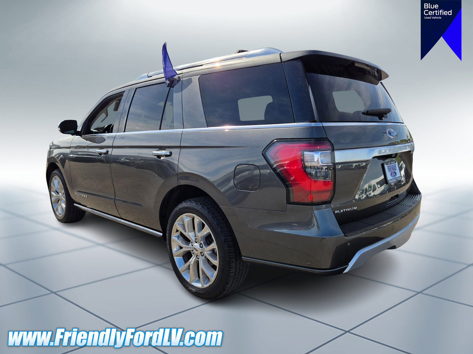 Certified 2019 Ford Expedition Platinum RWD image 3