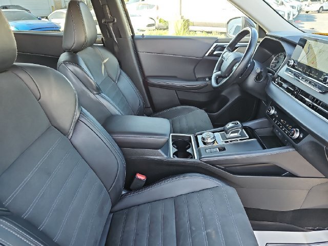 Used 2024 Mitsubishi Outlander SE FWD image 11
