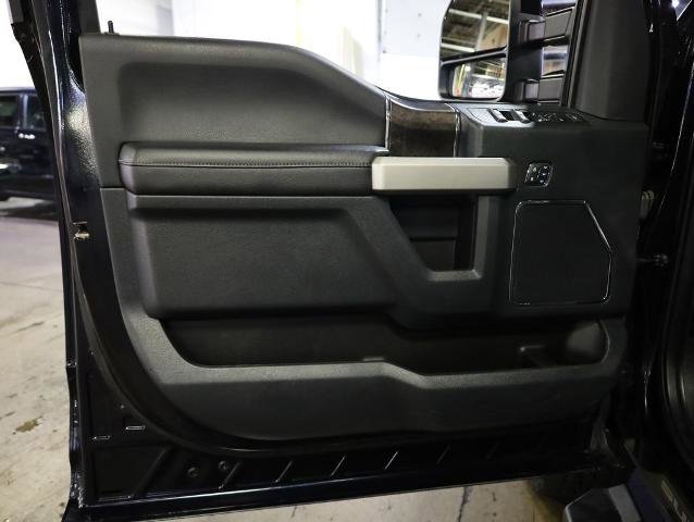 Certified 2022 Ford F250 Lariat w/ Black Appearance Package image 10