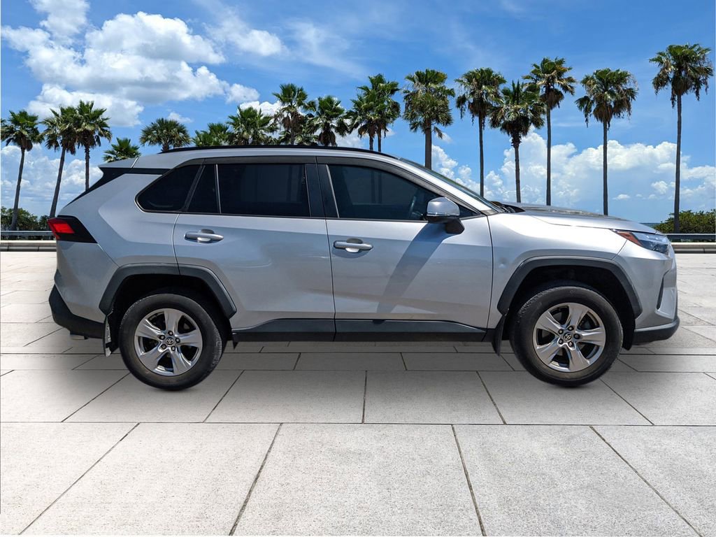 Used 2022 Toyota RAV4 XLE w/ Convenience Package image 8