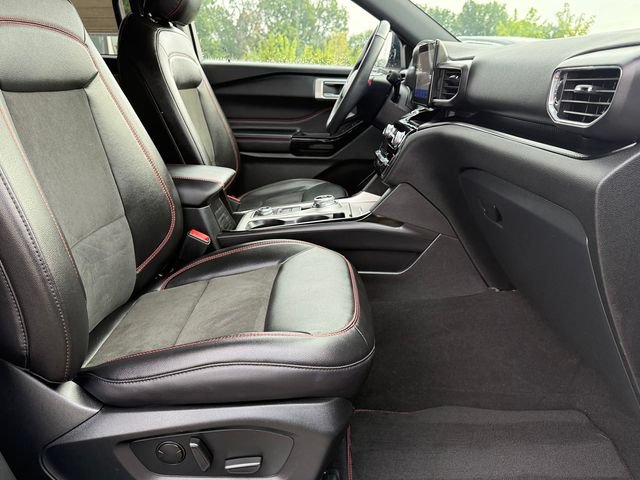Certified 2024 Ford Explorer ST-Line w/ Class IV Trailer Tow Package AWD/4WD image 24
