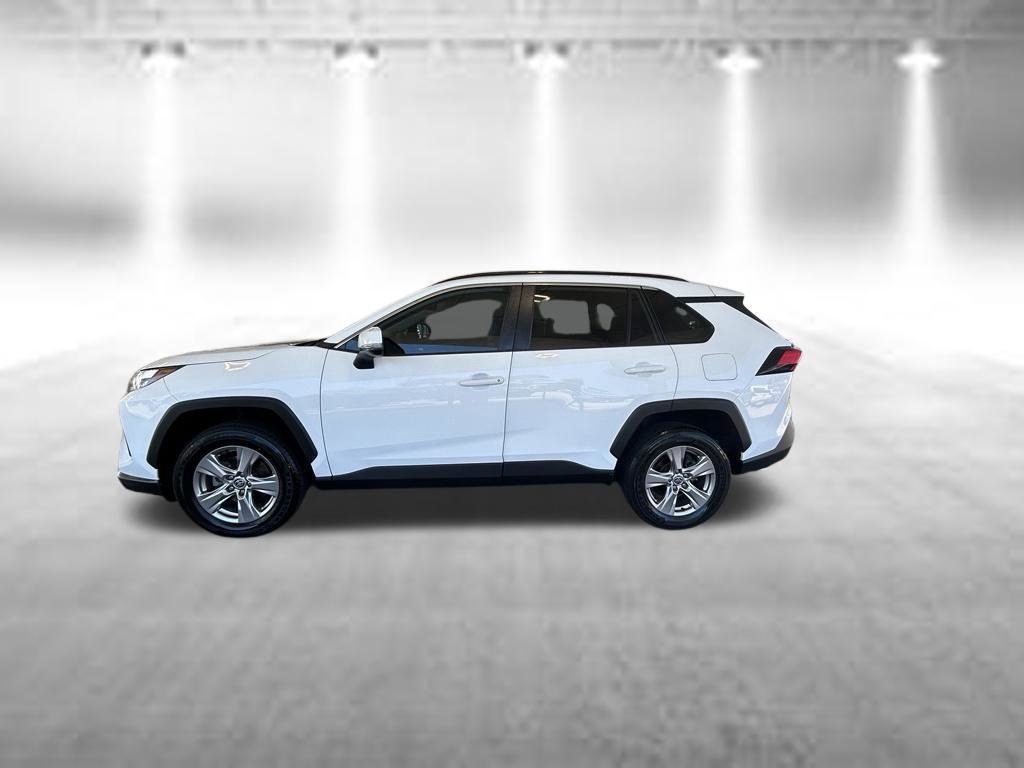 Used 2022 Toyota RAV4 XLE FWD image 8