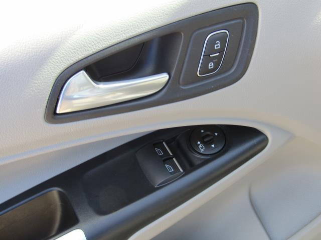 Certified 2022 Ford Transit Connect XLT image 19