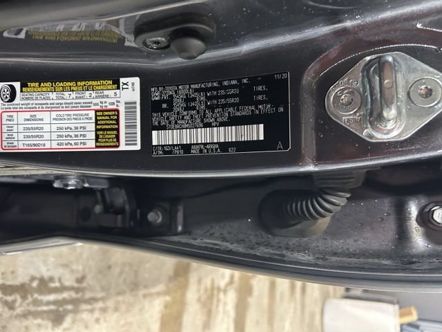 Used 2021 Toyota Highlander Platinum AWD/4WD image 30