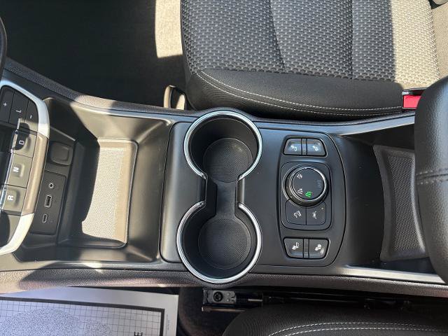 Used 2023 GMC Terrain SLE w/ Driver Convenience Package AWD/4WD image 23