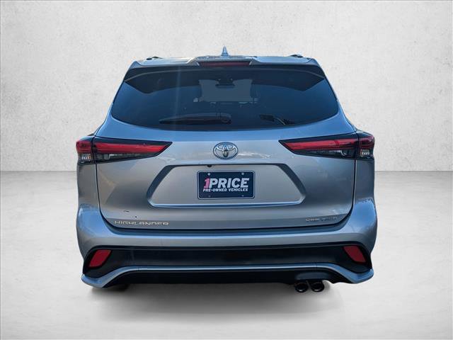 Used 2021 Toyota Highlander XSE AWD/4WD image 7