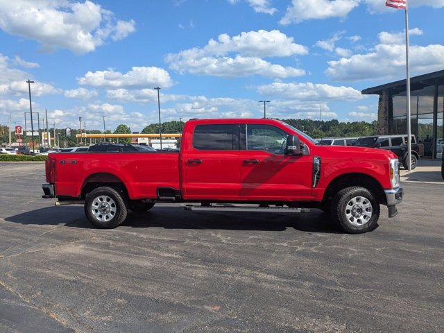 Certified 2024 Ford F250 XLT w/ Camper Package AWD/4WD image 11