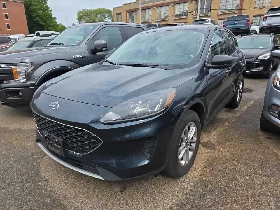 Certified 2022 Ford Escape SE w/ Convenience Package AWD/4WD image 2