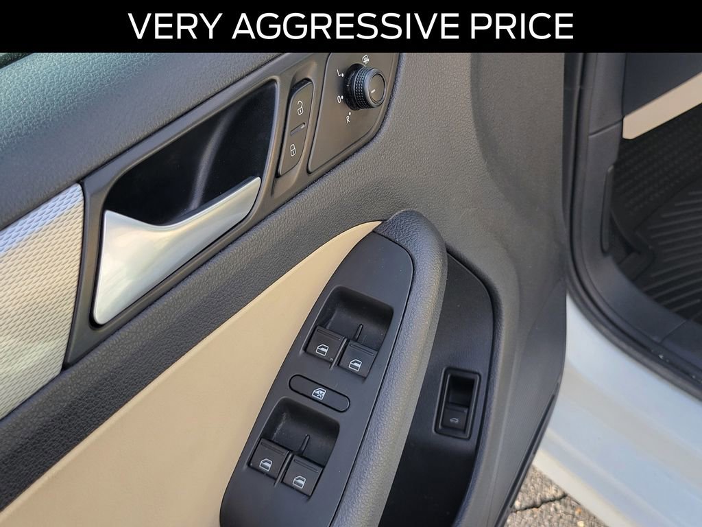 Used 2017 Volkswagen Jetta SE FWD image 18