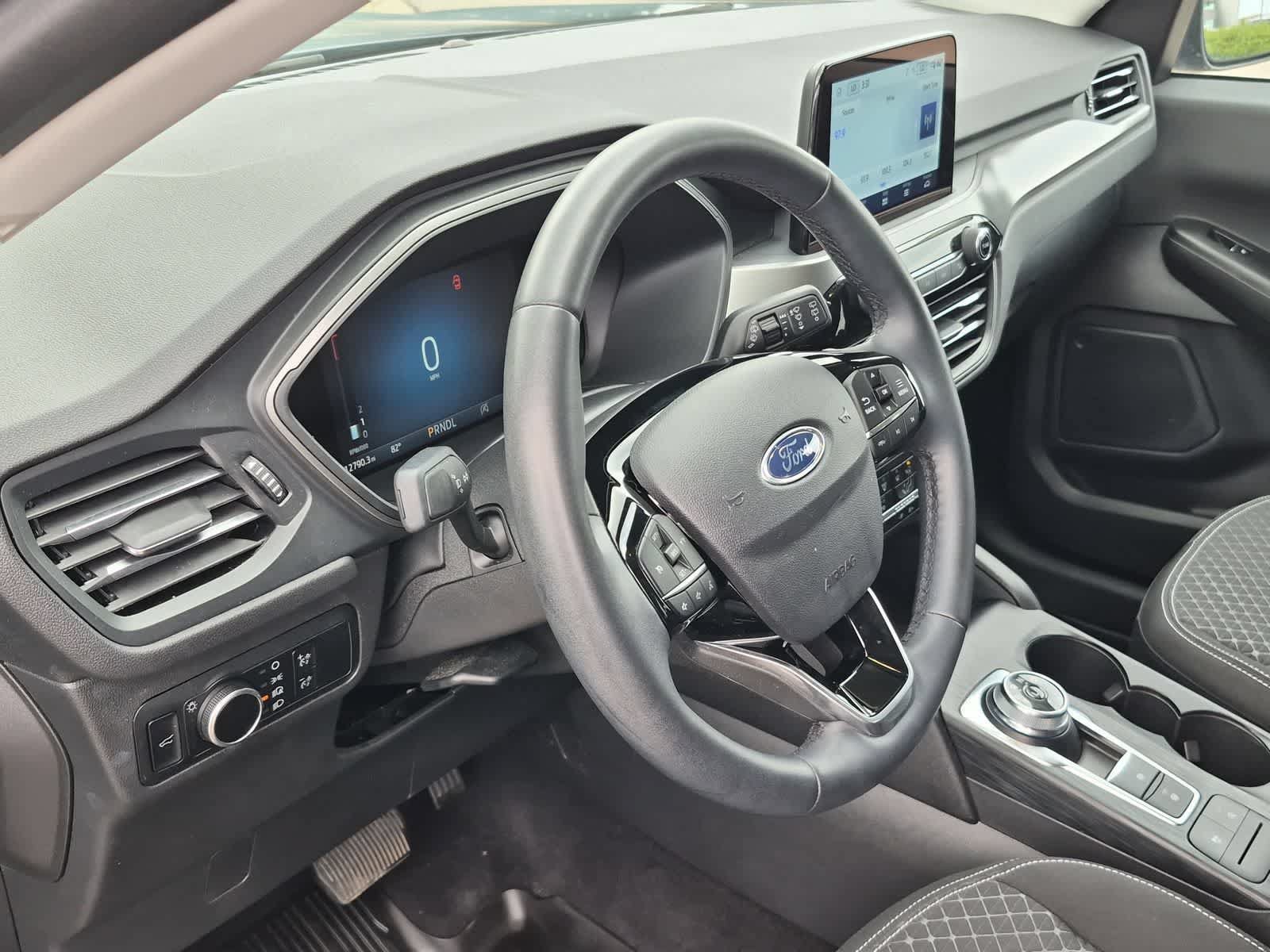 Certified 2023 Ford Escape Active AWD/4WD image 10