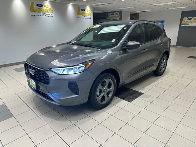 Certified 2024 Ford Escape ST-Line w/ Tech Pack #1 AWD/4WD image 2