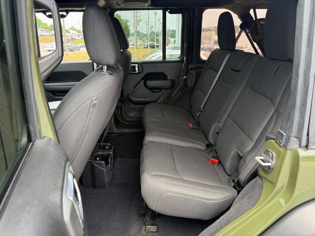 Used 2022 Jeep Wrangler Unlimited Sport AWD/4WD image 35