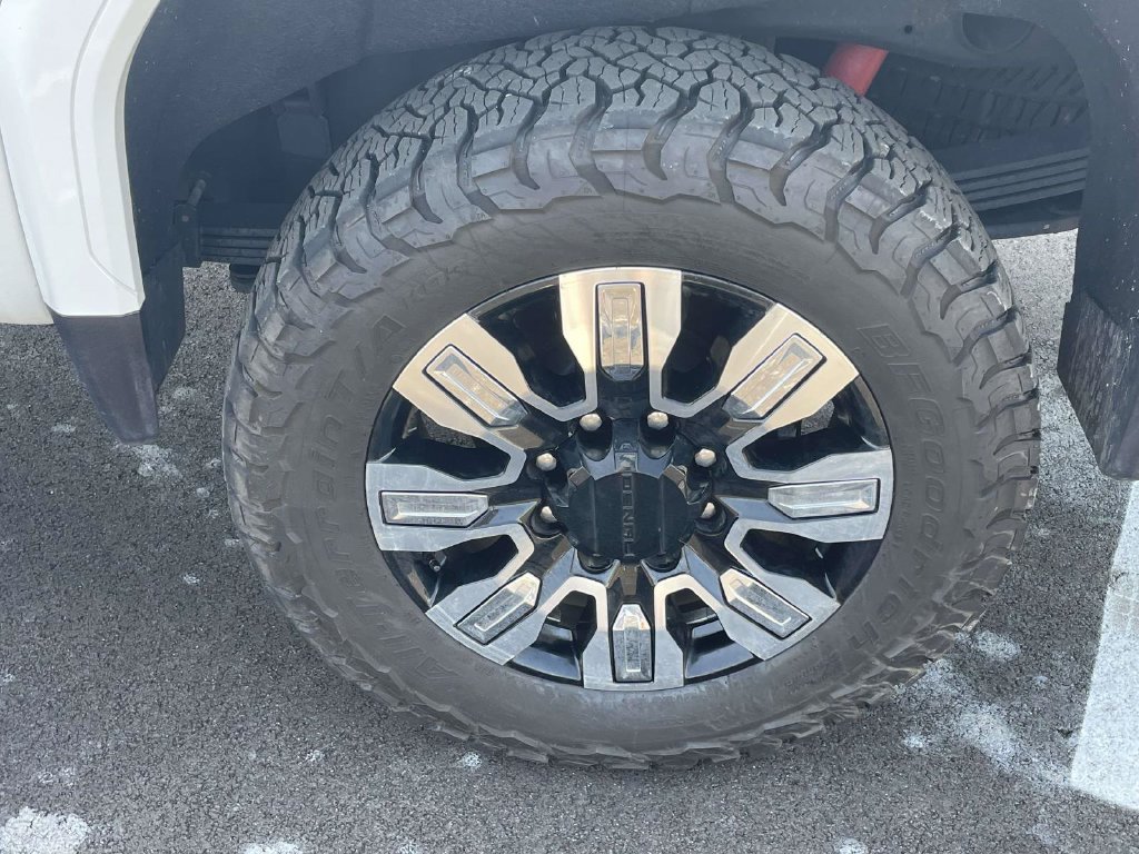 Used 2026 GMC Sierra 2500 Denali w/ Denali Reserve Package AWD/4WD image 9
