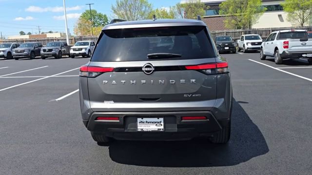 Used 2024 Nissan Pathfinder SV AWD/4WD image 8