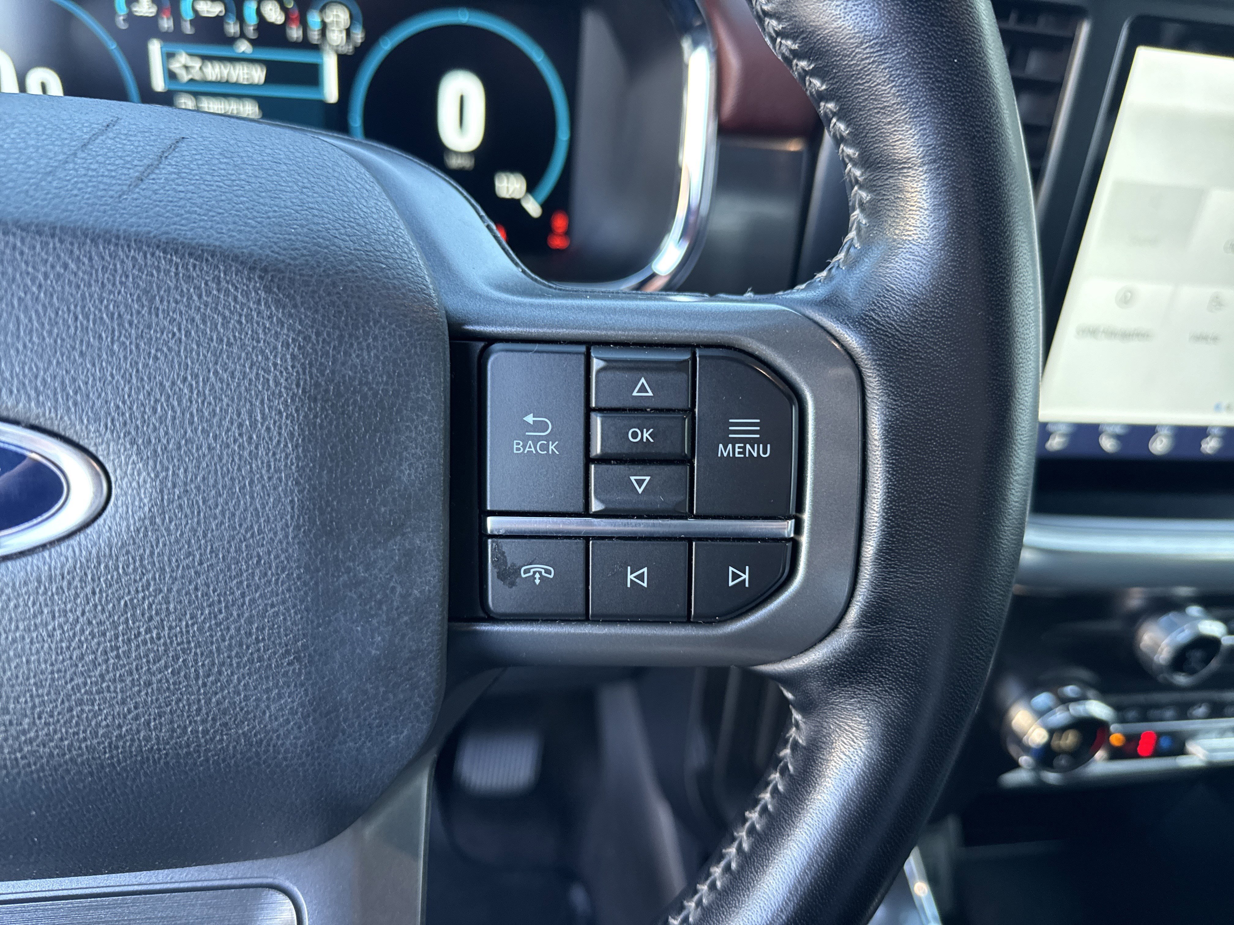 Certified 2021 Ford F150 Lariat w/ Equipment Group 502A High image 45