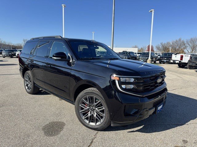 Certified 2025 Ford Expedition Platinum w/ Stealth Performance Package