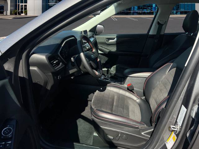 Certified 2022 Ford Escape SEL w/ SEL Stealth AWD Package image 10