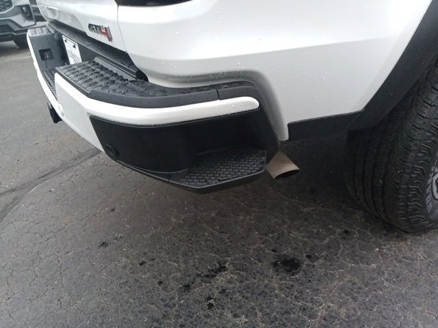 Used 2023 GMC Canyon AT4 image 12