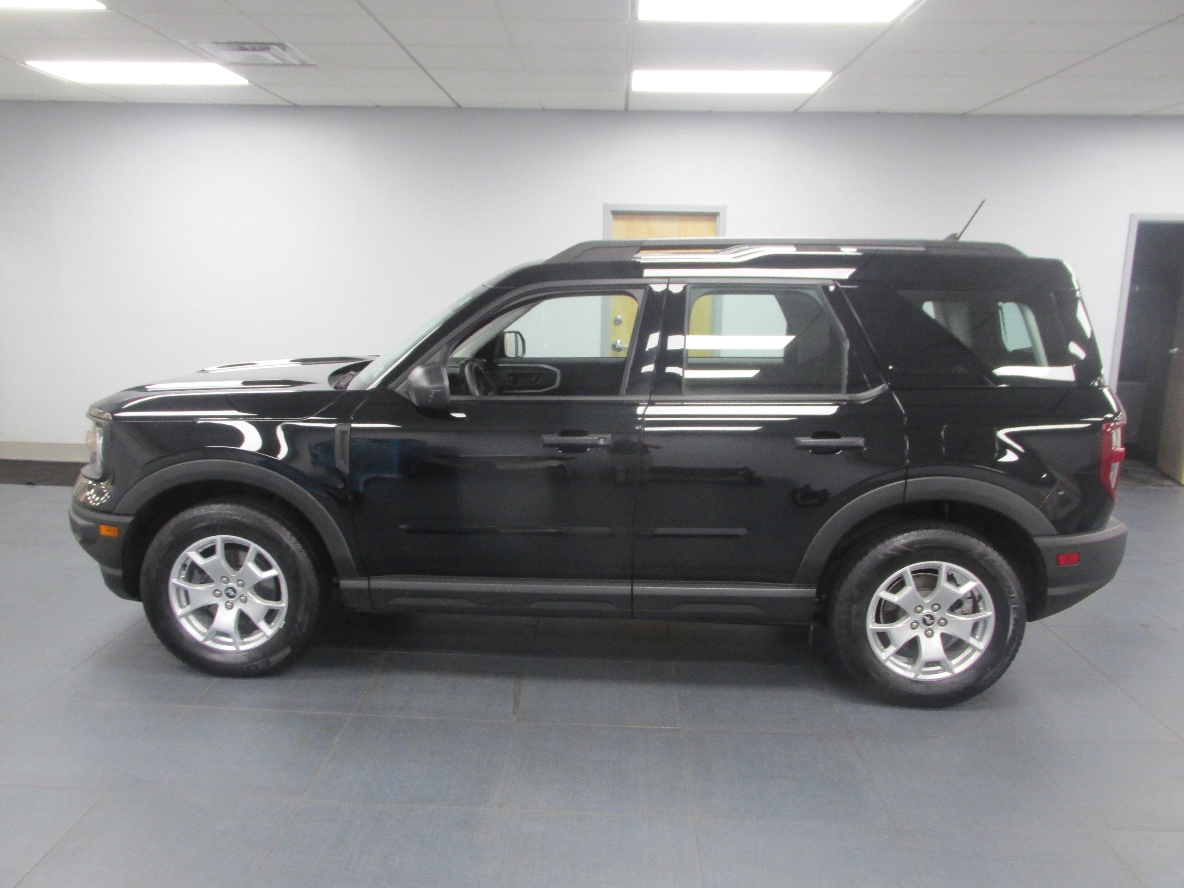 Certified 2022 Ford Bronco Sport AWD/4WD image 8