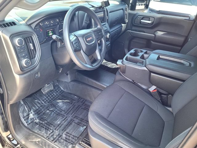 Used 2021 GMC Sierra 3500 4x4 Crew Cab w/ Gooseneck/5TH Wheel Package image 10