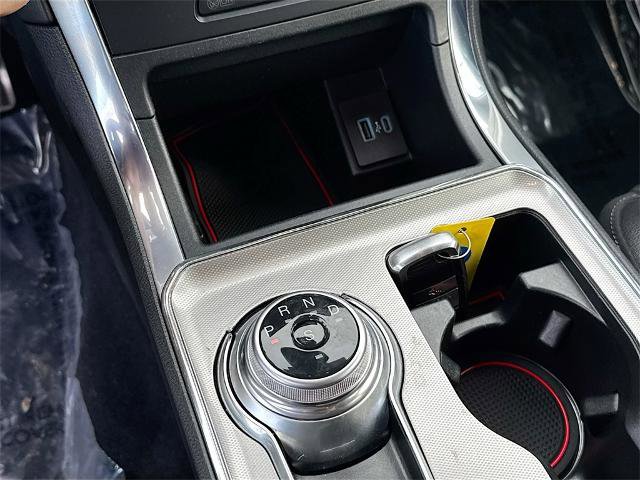 Certified 2022 Ford Edge ST image 14