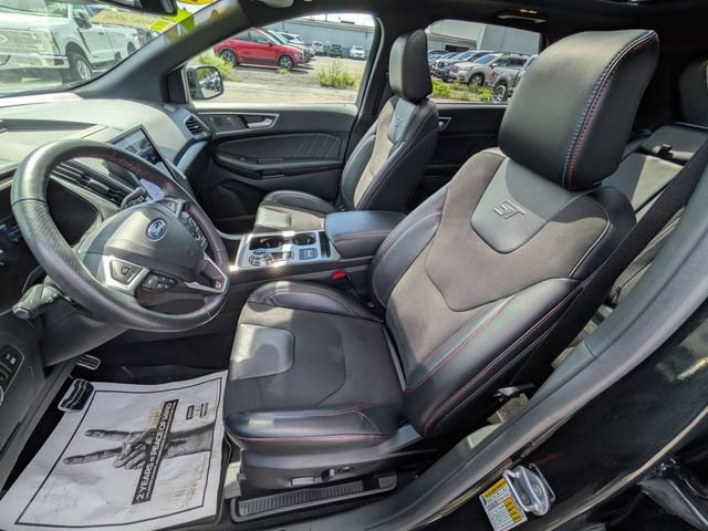 Certified 2024 Ford Edge ST w/ Equipment Group 401A AWD/4WD image 7