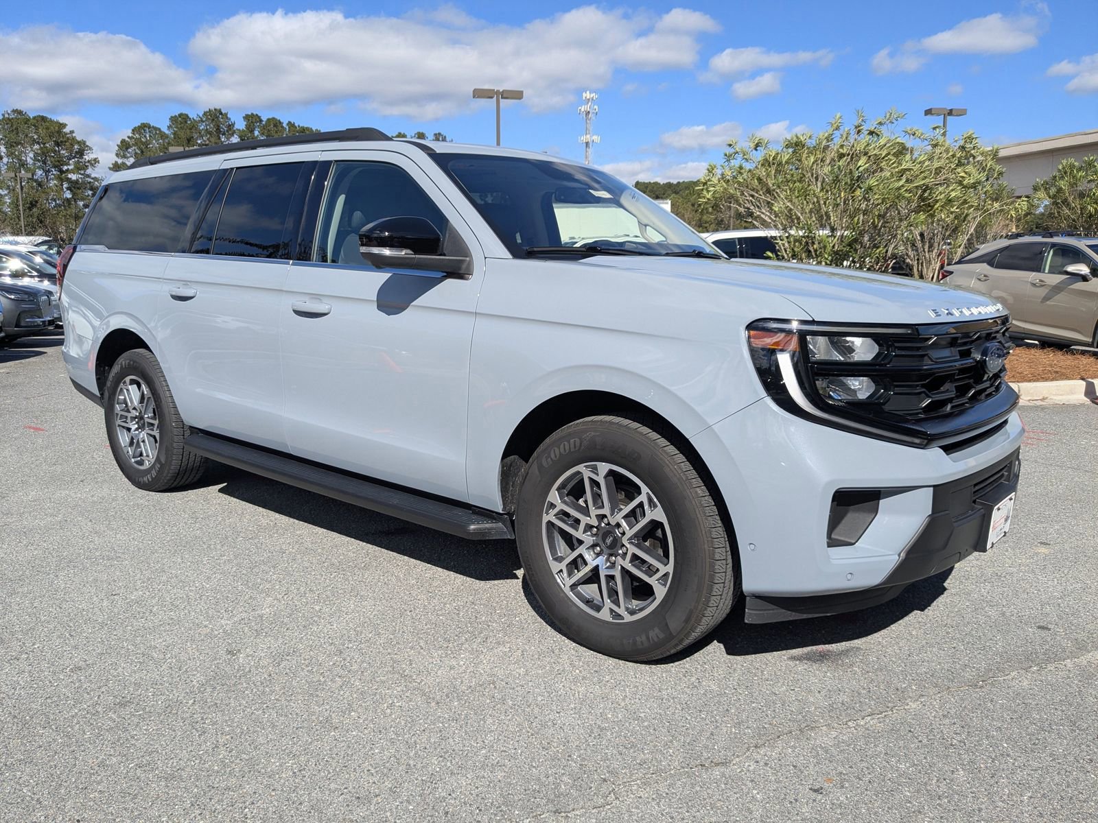 Certified 2025 Ford Expedition Max Active image 8