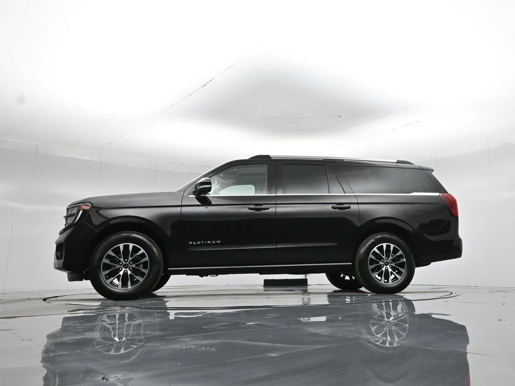 Certified 2025 Ford Expedition Max Platinum image 22