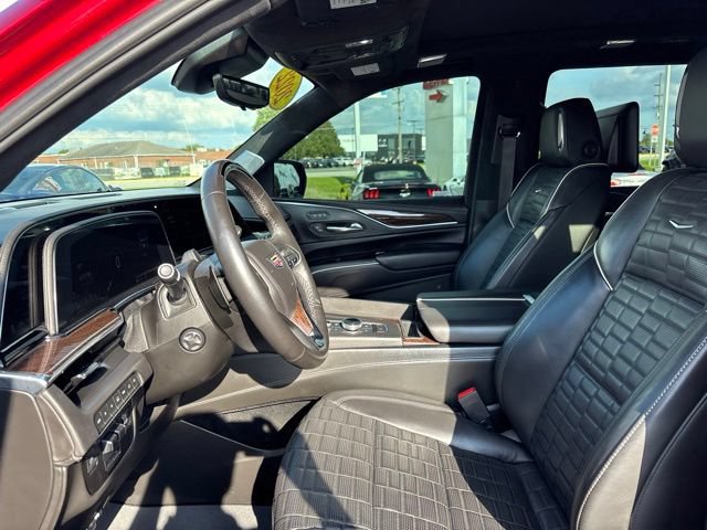 Used 2022 Cadillac Escalade Sport Platinum AWD/4WD image 15