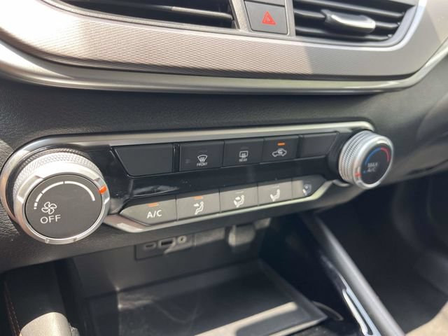 Used 2024 Nissan Altima 2.5 SR FWD image 36