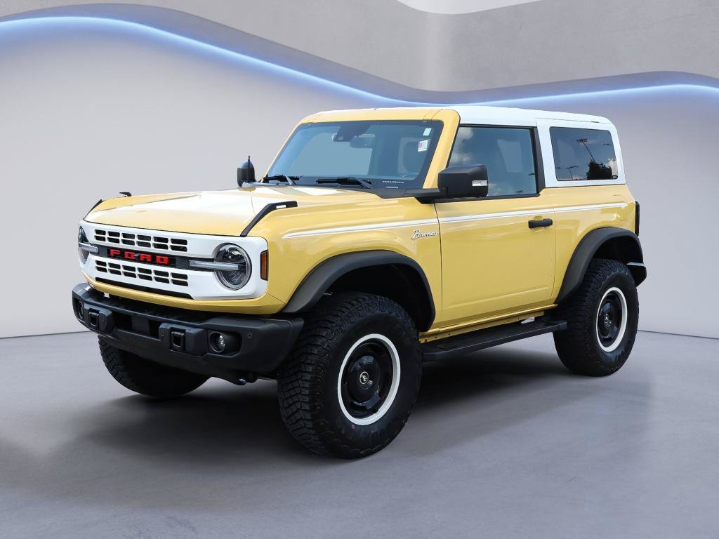Certified 2024 Ford Bronco Heritage Edition AWD/4WD image 2
