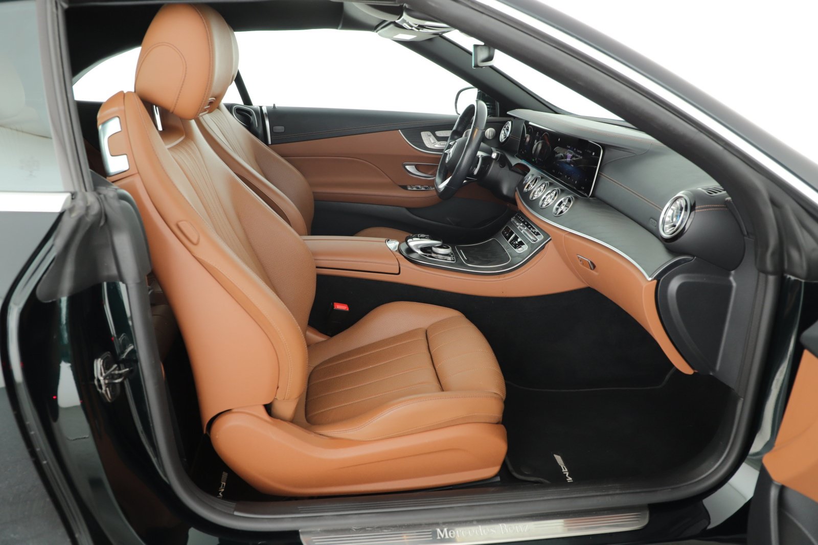 Used 2022 Mercedes-Benz E 450 Cabriolet image 8