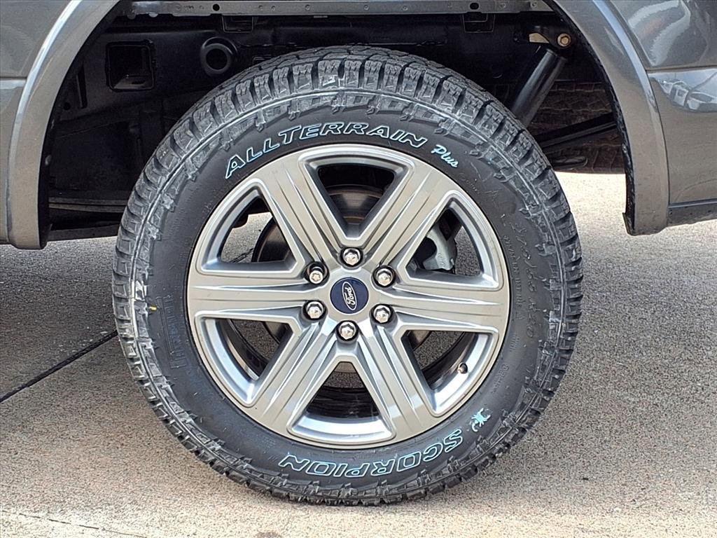 Certified 2019 Ford F150 Lariat image 33