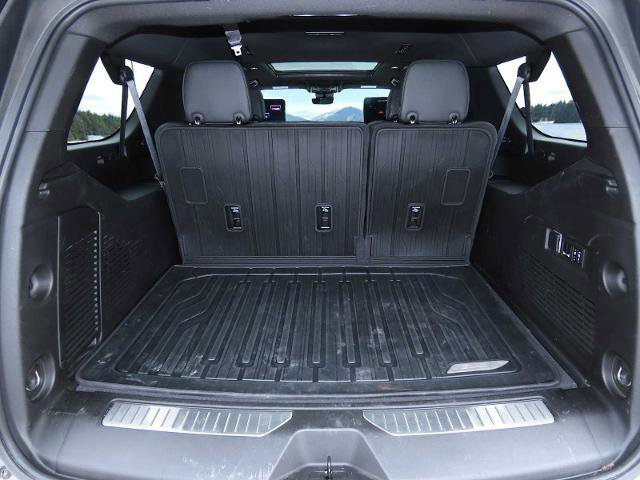 Used 2023 GMC Yukon XL Denali w/ Denali Reserve Package image 35