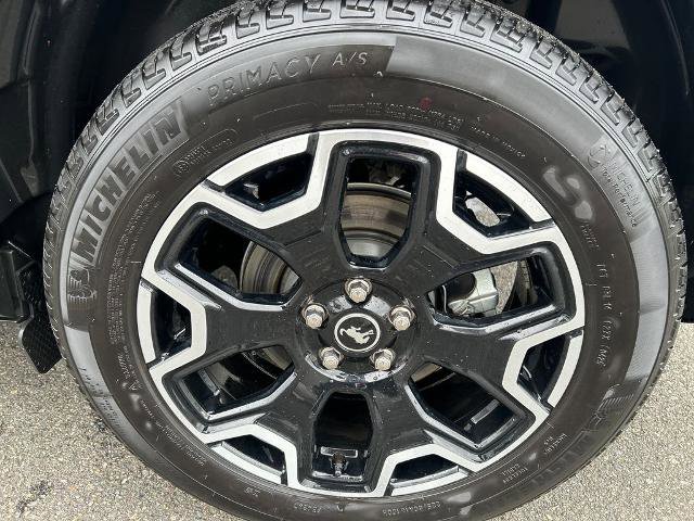 Certified 2025 Ford Bronco Sport Outer Banks w/ Outer Banks Tech Package+ AWD/4WD image 31