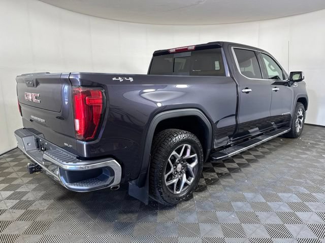 Used 2022 GMC Sierra 1500 SLT w/ SLT Premium Plus Package AWD/4WD image 2