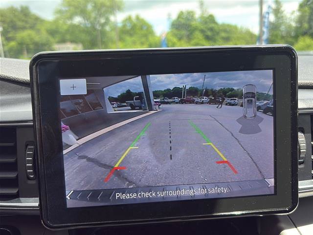 Certified 2023 Ford Explorer XLT w/ Equipment Group 202A AWD/4WD image 27