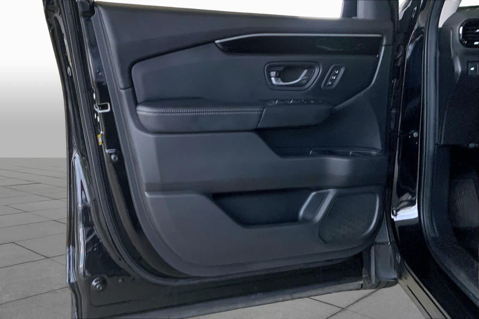 Used 2025 Honda Pilot EX-L image 21