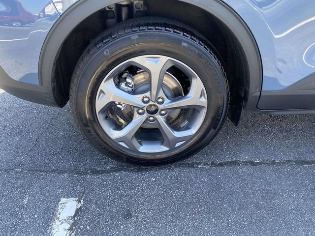 Certified 2025 Ford Escape ST-Line w/ Tech Pack #1 FWD image 9