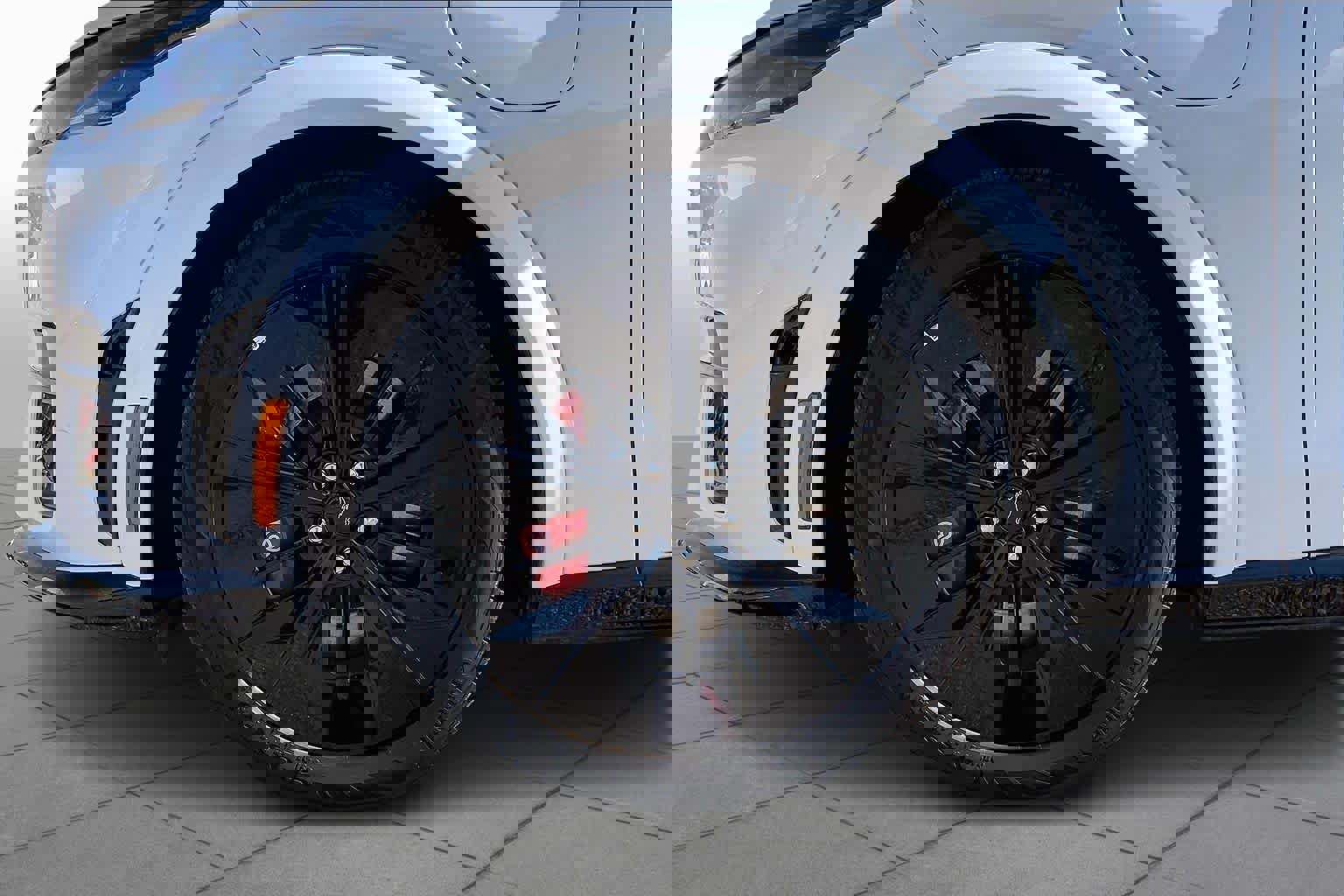 Certified 2025 Ford Mustang Mach-E GT image 12