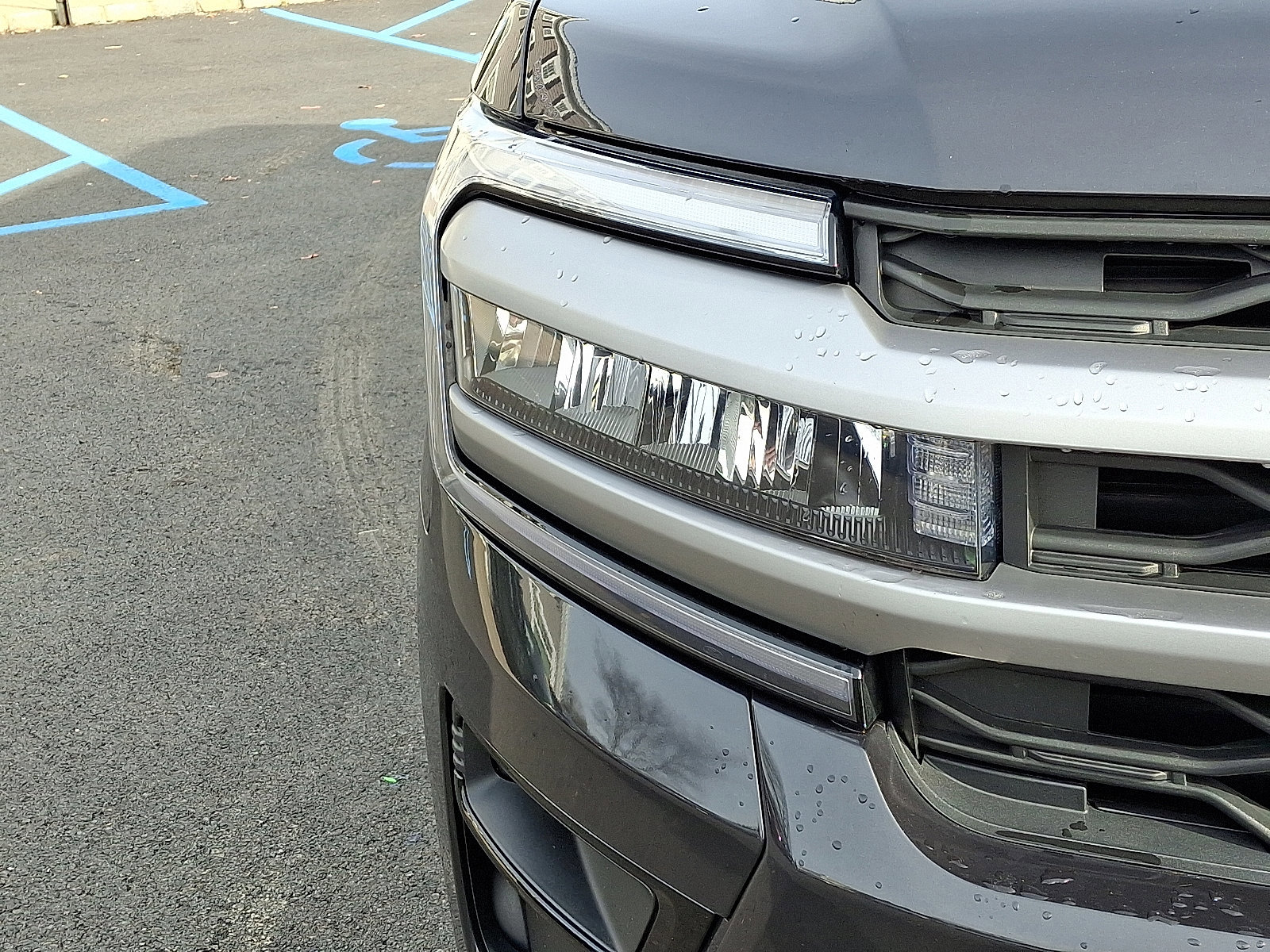 Certified 2023 Ford Expedition Max XLT image 10