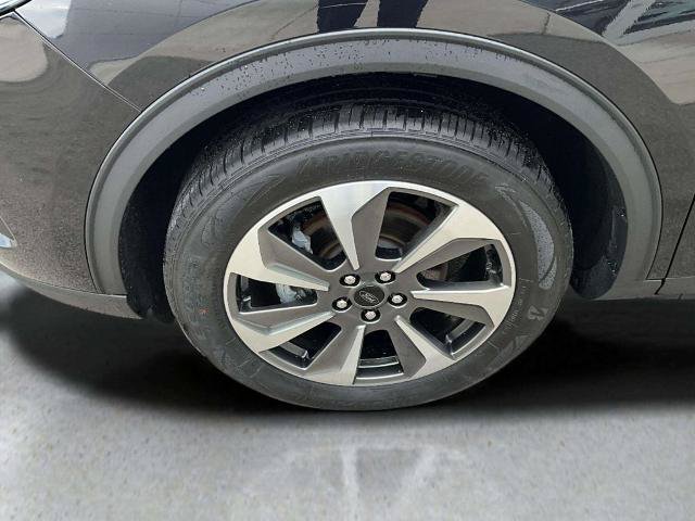 Certified 2024 Ford Escape Platinum AWD/4WD image 30