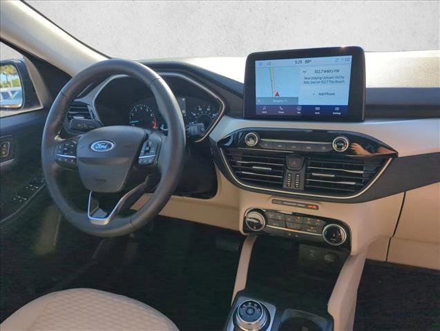 Certified 2022 Ford Escape SE w/ SE Sport Appearance Package FWD image 26