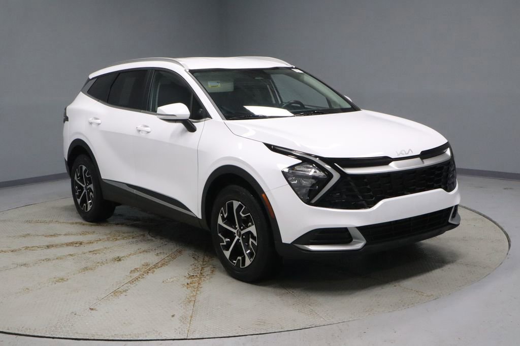Used 2023 Kia Sportage EX image 7