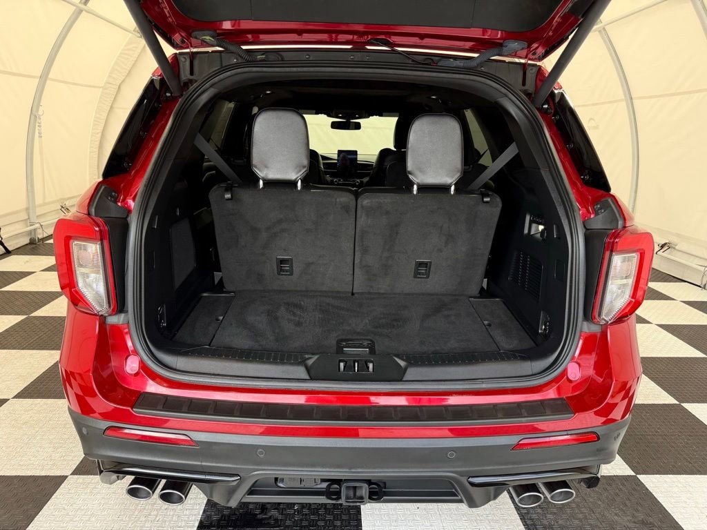 Certified 2023 Ford Explorer ST w/ Equipment Group 401A image 7