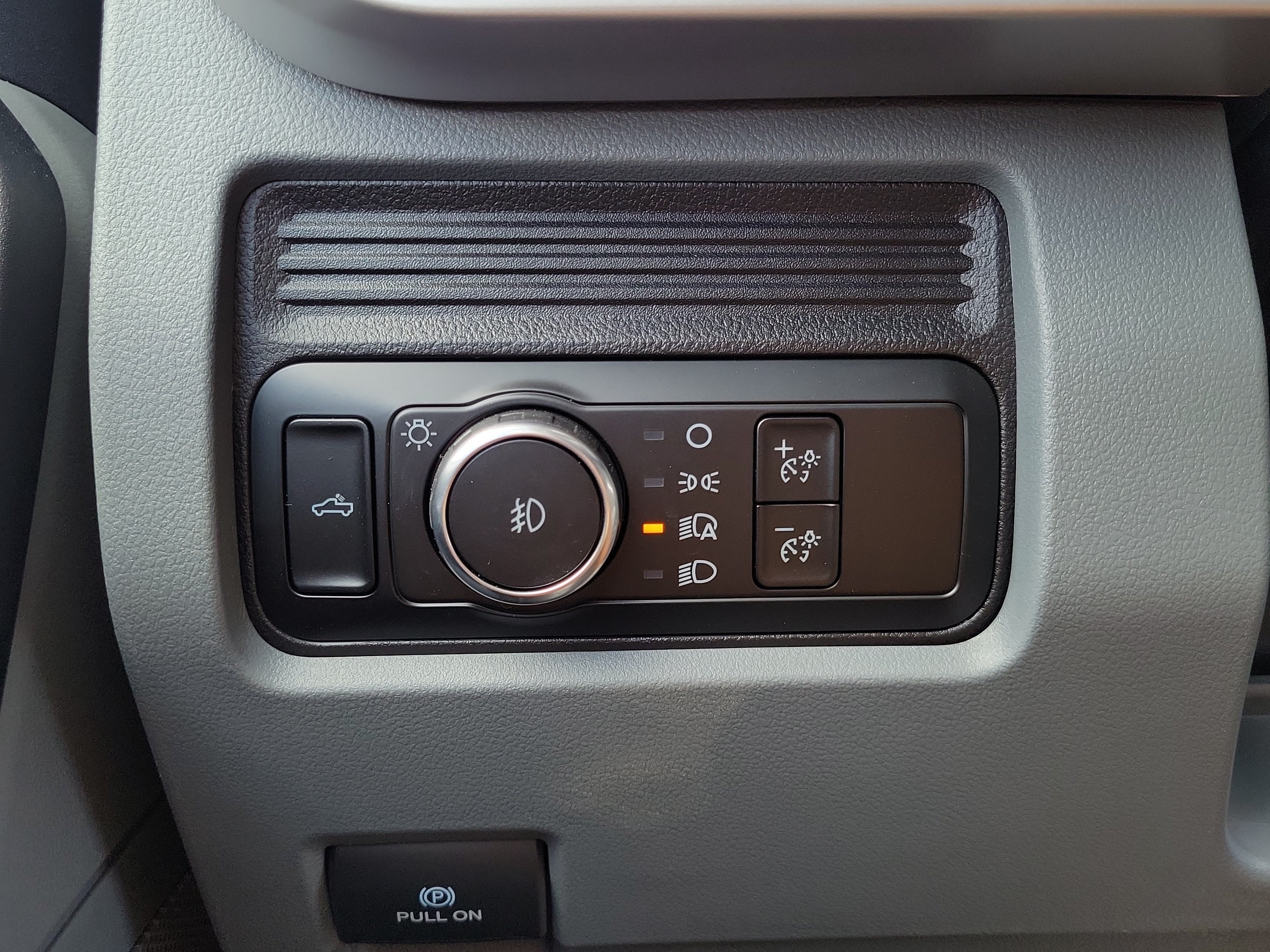 Certified 2024 Ford F350 XL w/ 360-Degree Camera Package RWD image 26