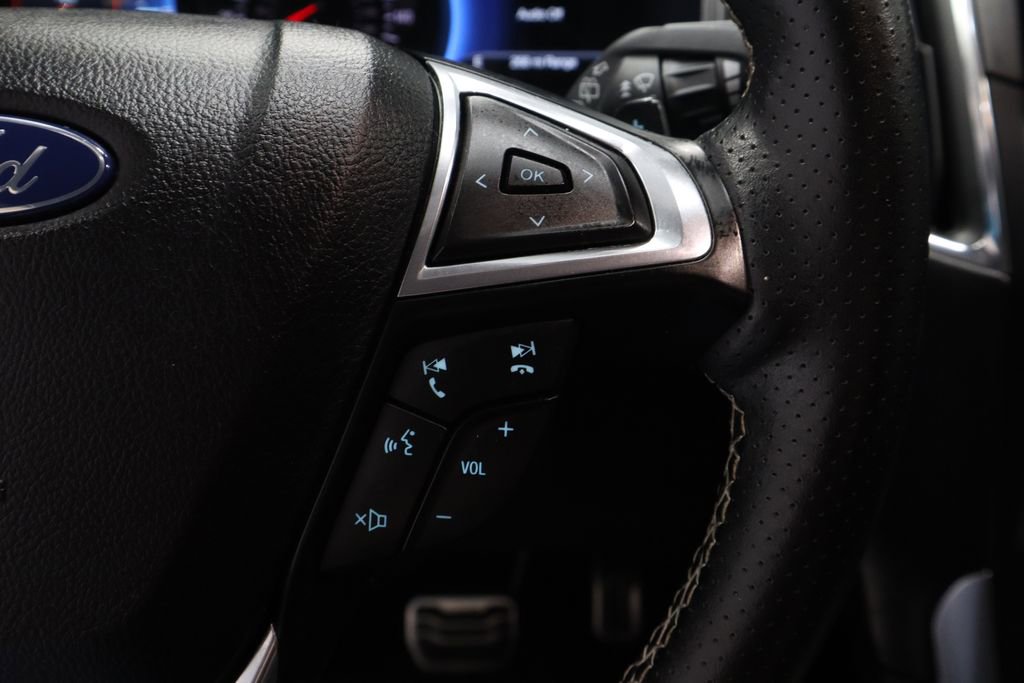 Certified 2023 Ford Edge ST image 29